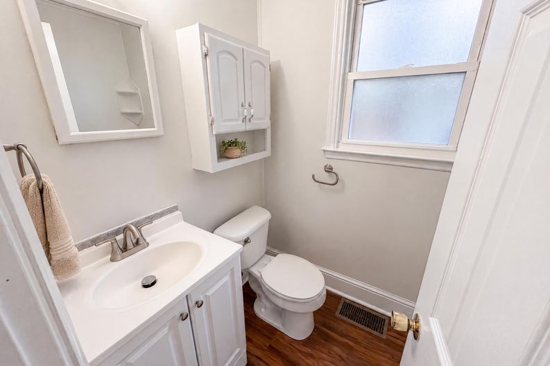 Photo 18 of 23 of 1521 Herrin Ave, Charlotte, NC