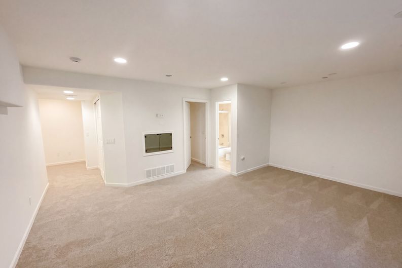 Photo 15 of 20 of 9686 Fairwood St, Littleton, CO