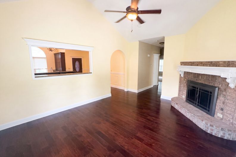 Photo 6 of 20 of 109 Corene Ave, Glennville, GA