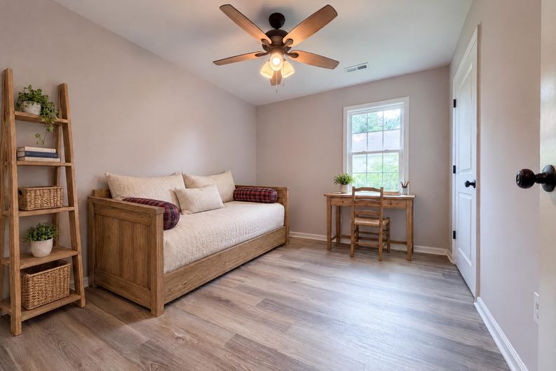 Photo 13 of 19 of 702 S Fayetteville Ave, Dunn, NC