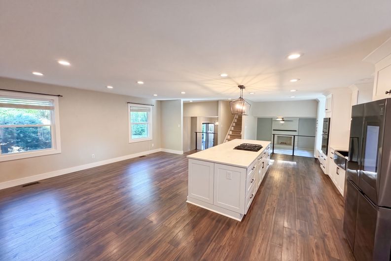 Photo 6 of 21 of 2220 Hillock Dr, Raleigh, NC