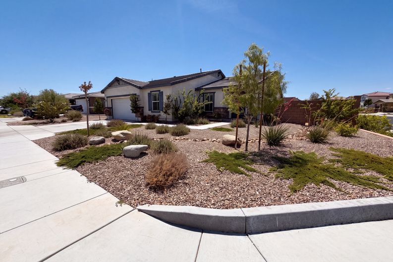 Photo 19 of 21 of 11550 Halter St, Victorville, CA