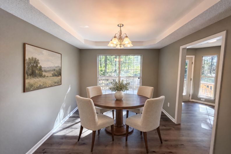 Photo 8 of 28 of 8224 Hunley Ridge Rd, Matthews, NC