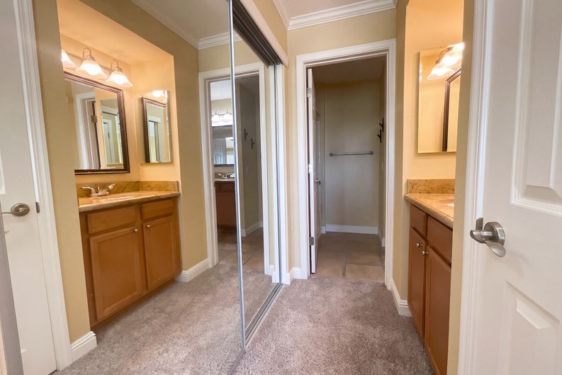 Photo 10 of 17 of 885 Halidon Way, Folsom, CA