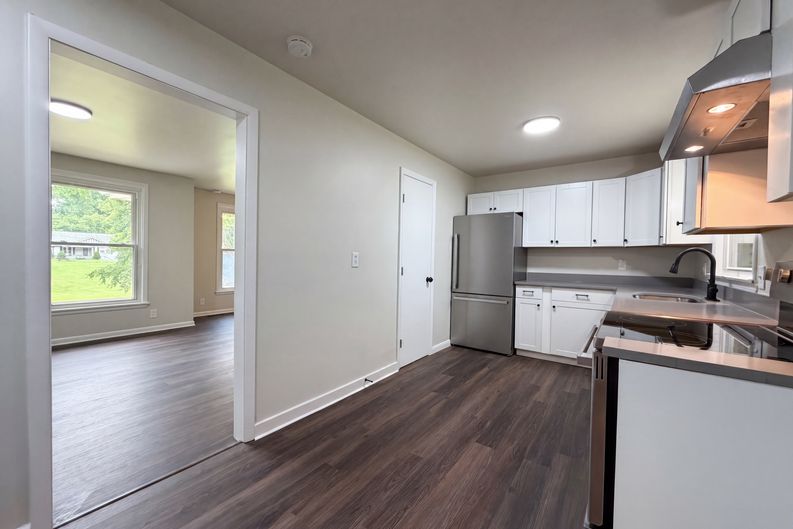Photo 10 of 18 of 724 Woodmere Dr, Nashville, TN
