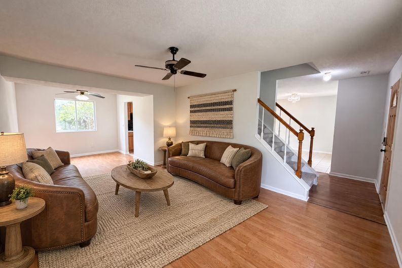 Photo 7 of 20 of 6786 Moss Ct, North Charleston, SC
