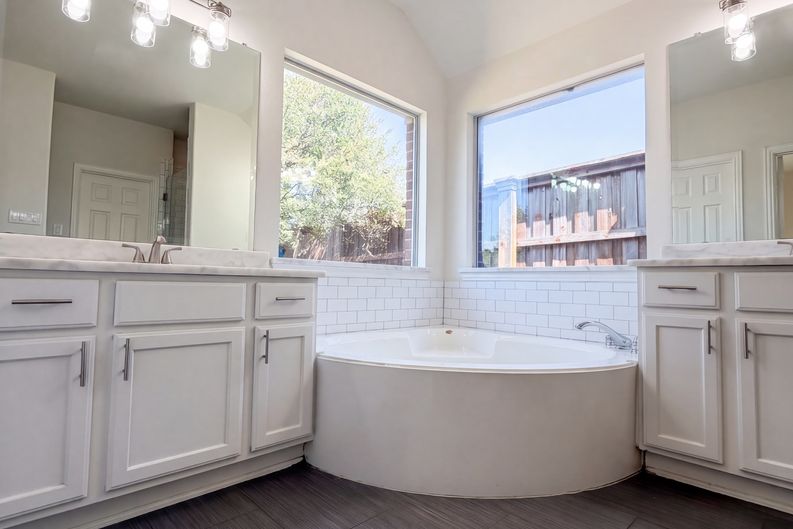 Photo 10 of 15 of 2184 Stuttgart Dr, Frisco, TX
