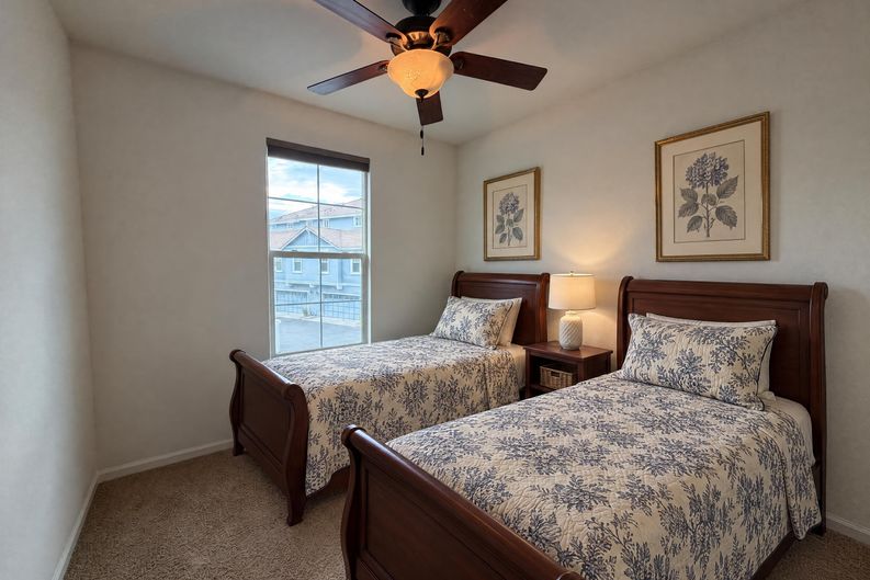 Photo 19 of 31 of 6107 Lonetree Blvd, Rocklin, CA
