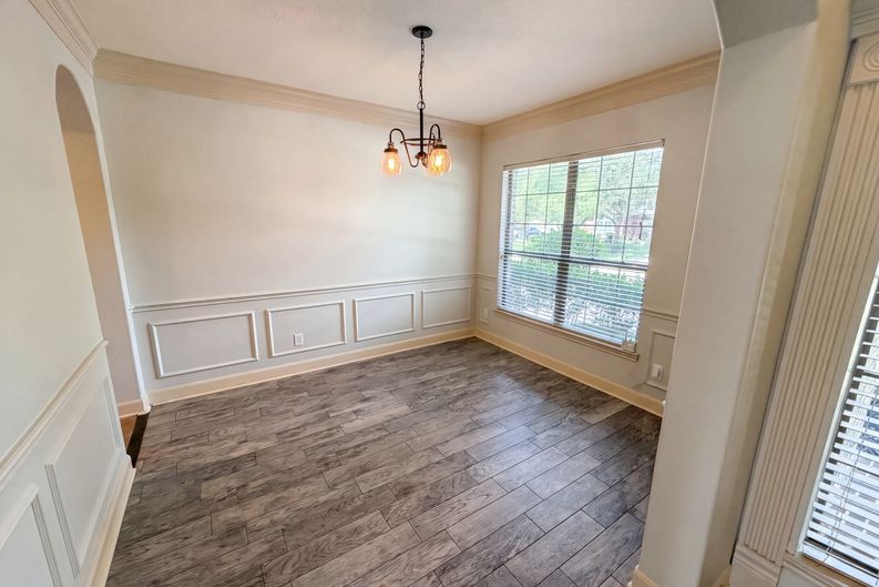 Photo 12 of 36 of 15822 Maple Shores Dr, Houston, TX