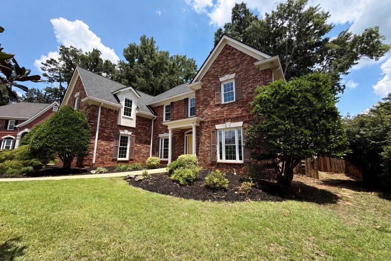 Photo 27 of 32 of 1984 Charrwood Ct, Marietta, GA