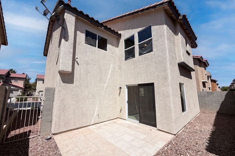 Photo 5 of 22 of 7274 Pine Barrens St, Las Vegas, NV