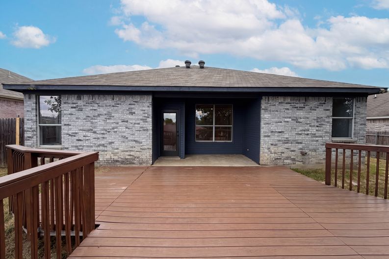Photo 5 of 19 of 6367 Rainwater Way, Fort Worth, TX
