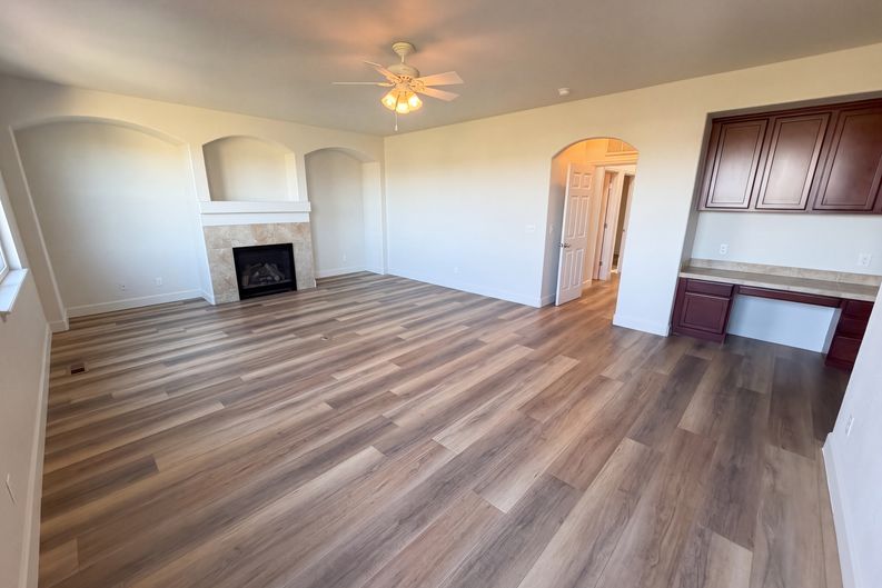 Photo 10 of 54 of 5406 S Fultondale Way, Aurora, CO
