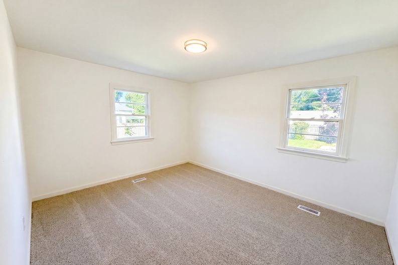 Photo 19 of 25 of 2205 Adair Dr, Knoxville, TN