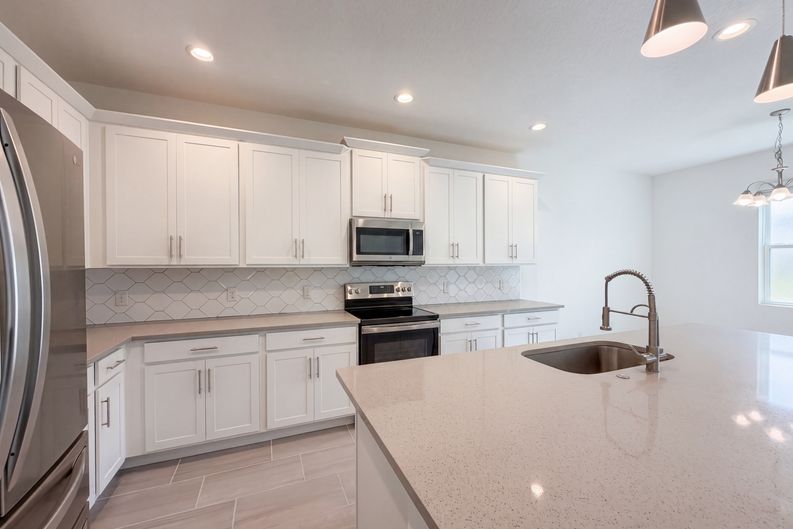 Photo 9 of 22 of 7725 Scicli Way, Clermont, FL