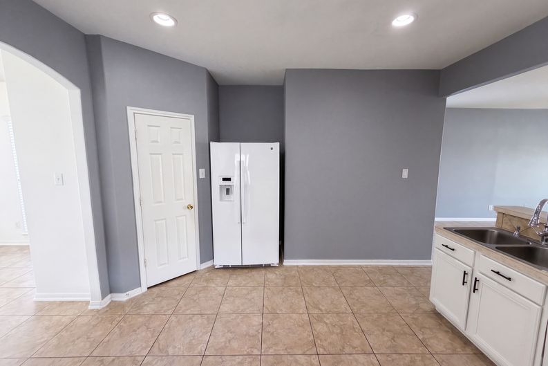 Photo 10 of 38 of 20610 Wren Hollow Way, Humble, TX