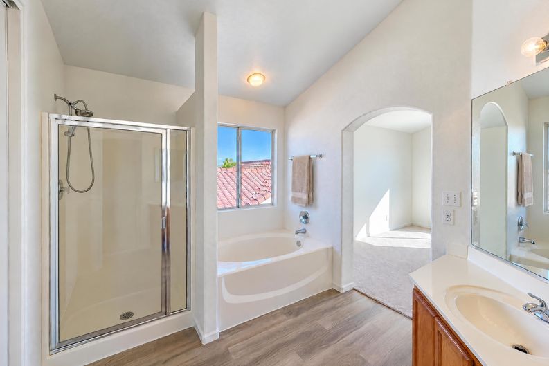 Photo 10 of 19 of 608 Saddle Rider Ct, Henderson, NV