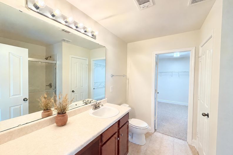 Photo 13 of 25 of 14903 Superior St, Charlotte, NC