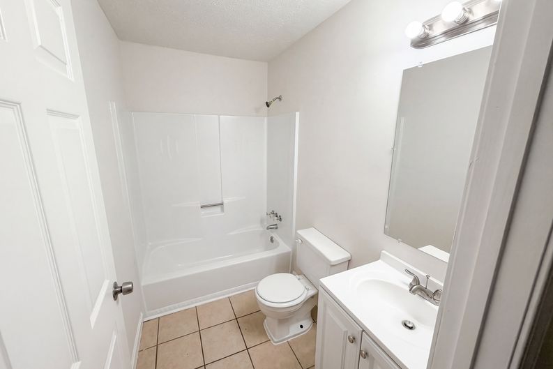 Photo 14 of 19 of 2405 Eric Ln, Douglasville, GA