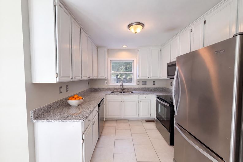 Photo 3 of 17 of 5908 Wateree Dr, Durham, NC