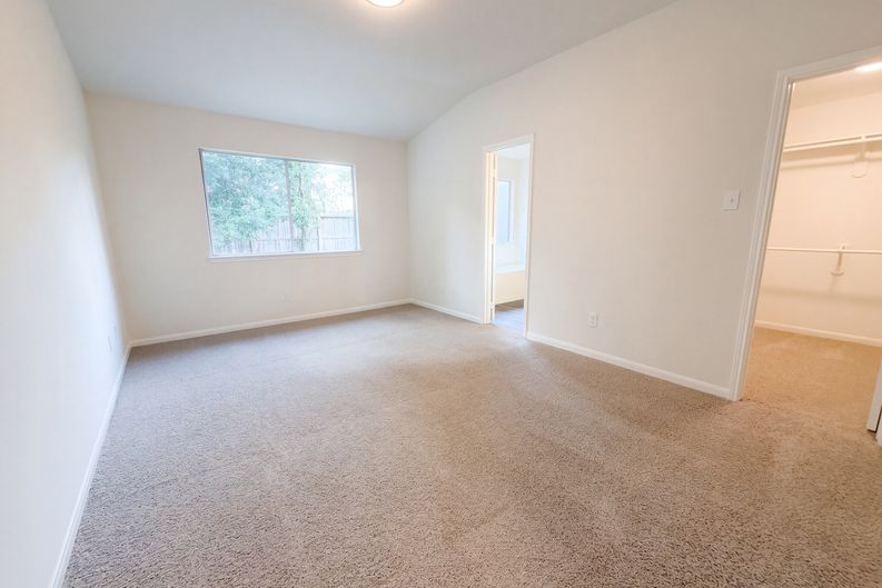 Photo 4 of 26 of 21619 Astipalia Dr, Spring, TX