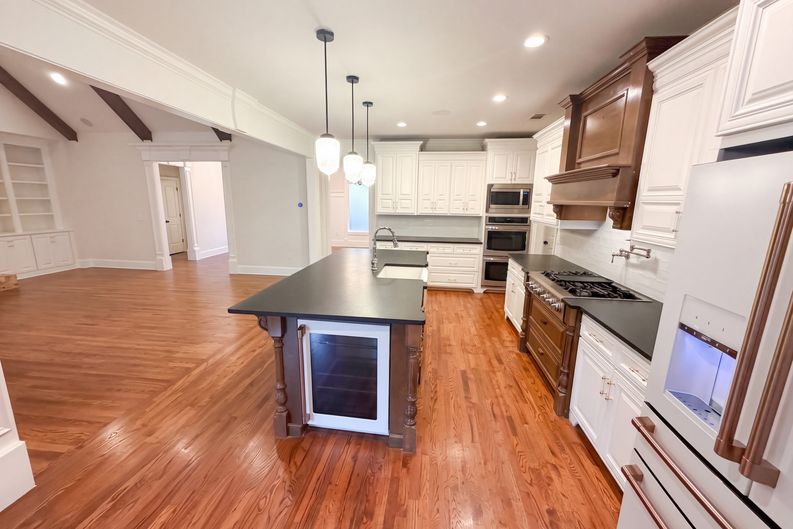 Photo 8 of 27 of 7510 Sunridge Ln, Douglasville, GA
