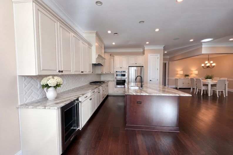 Photo 7 of 34 of 14629 Glen Valley Ct, Charlotte, NC