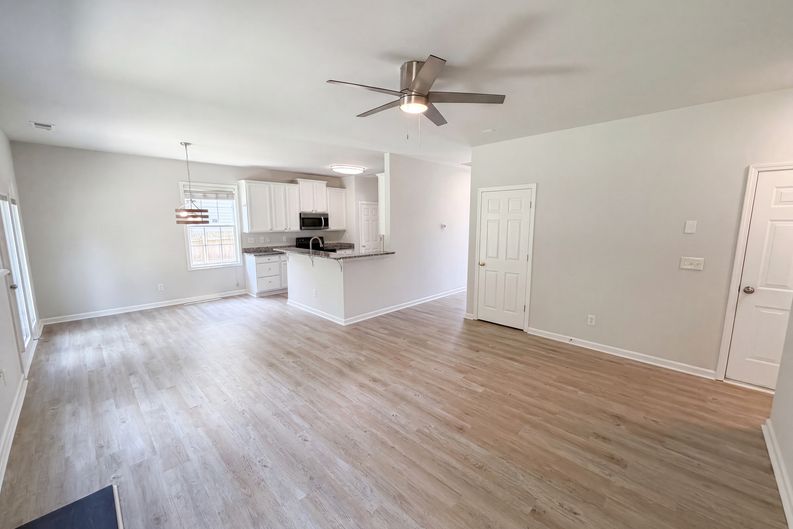 Photo 12 of 30 of 11528 Erwin Ridge Ave, Charlotte, NC