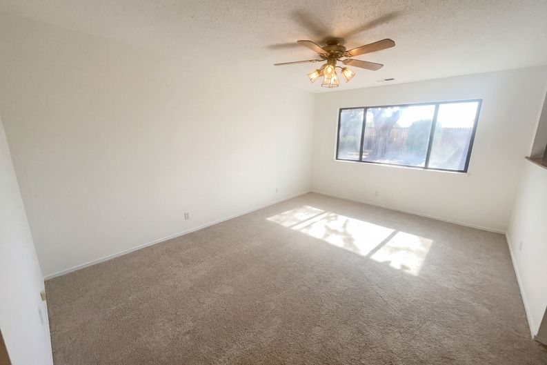 Photo 9 of 21 of 7212 Derickson Ave NE, Albuquerque, NM