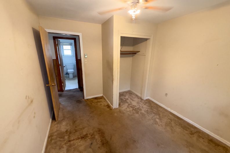 Photo 10 of 13 of 1418 Shoveller Ave, Virginia Beach, VA
