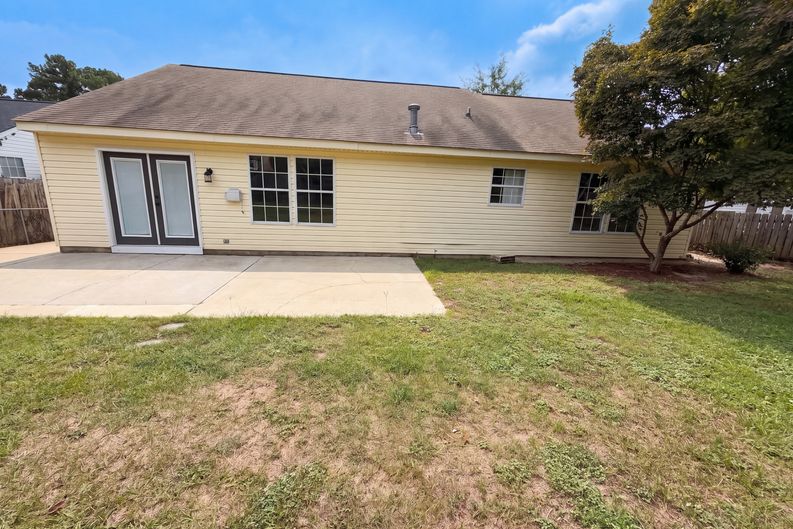 Photo 5 of 50 of 305 Pebble Creek Ct, West Columbia, SC
