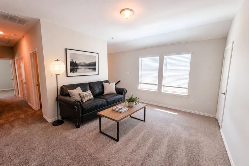 Photo 11 of 22 of 1448 Martingale Ln, Forney, TX