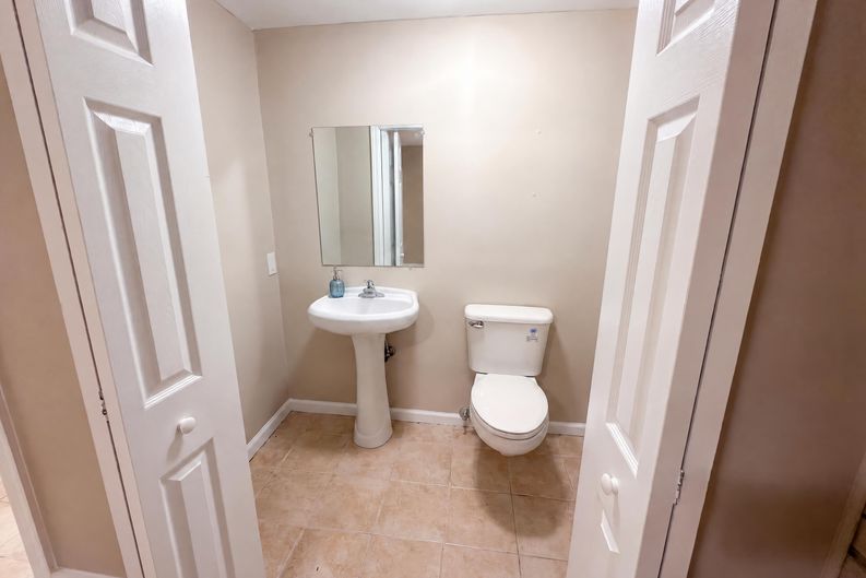 Photo 14 of 26 of 6257 N Summers Cir, Douglasville, GA