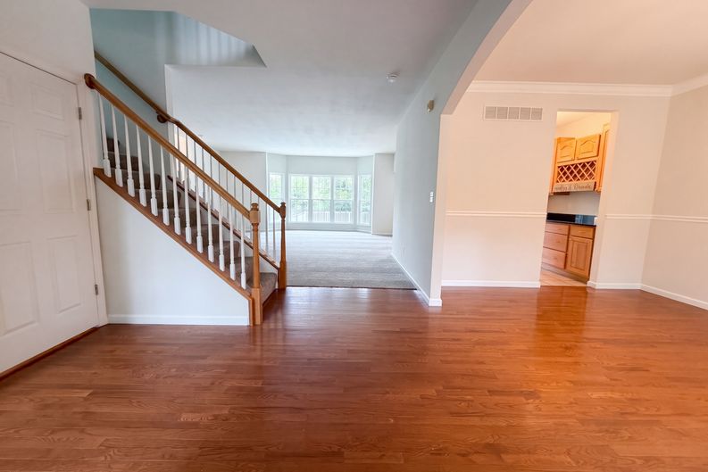 Photo 9 of 24 of 10107 Manassas Dr, Festus, MO