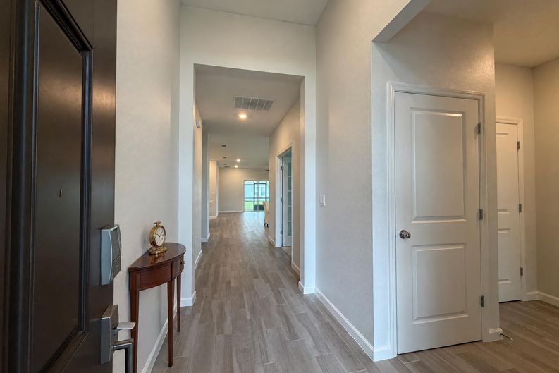 Photo 6 of 17 of 75404 Hideaway Ct, Yulee, FL
