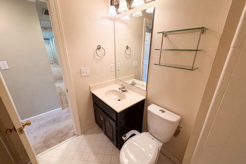 Photo 19 of 29 of 3711 Surry Ridge Ct, Charlotte, NC
