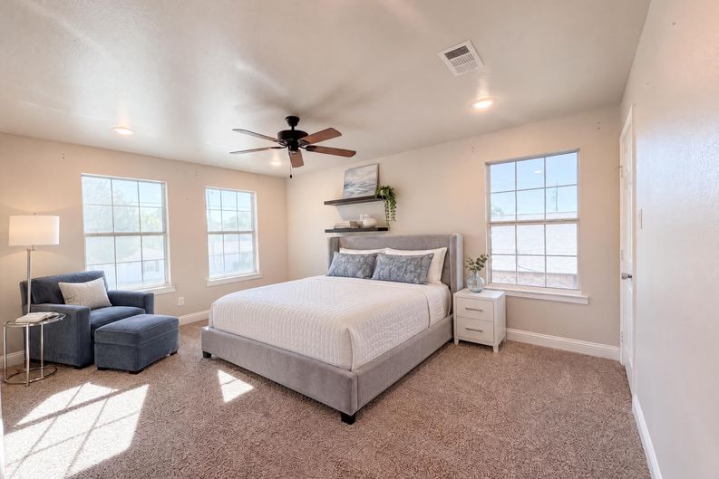 Photo 9 of 17 of 6006 Colorado St, Greenville, TX