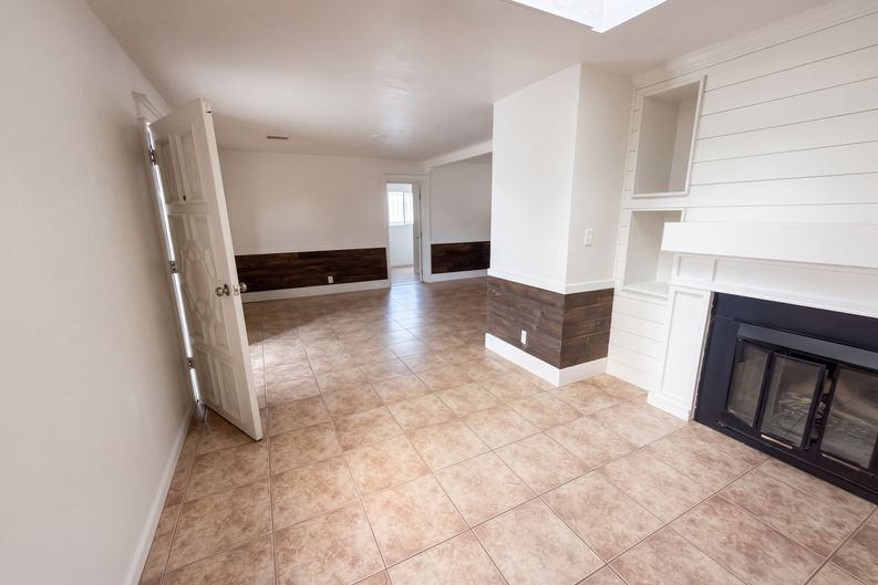 Photo 6 of 29 of 1621 S Bristol Ave, Tucson, AZ