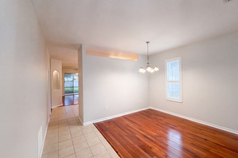 Photo 6 of 24 of 33450 Irongate Dr, Leesburg, FL