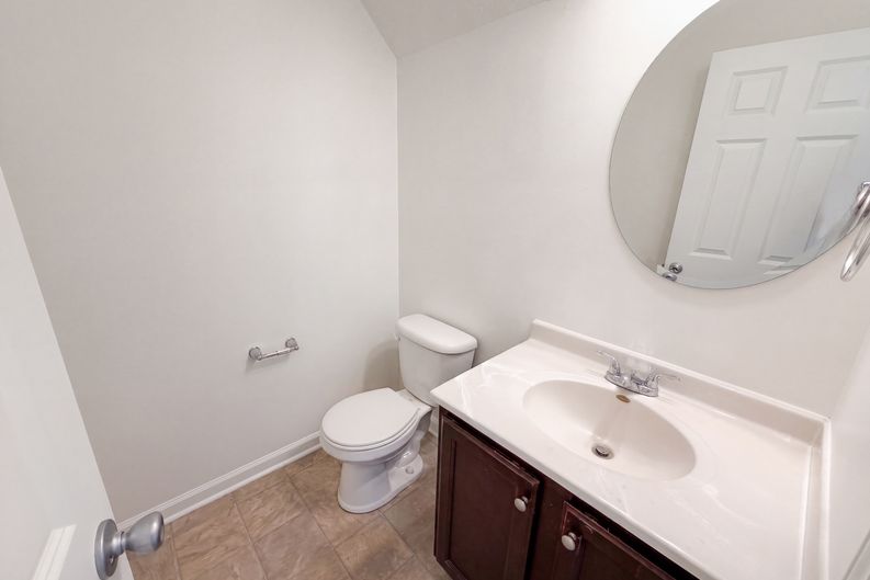 Photo 15 of 21 of 2913 Hervey St, Indianapolis, IN