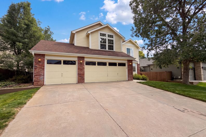 Photo 31 of 40 of 821 Sage Sparrow Cir, Highlands Ranch, CO