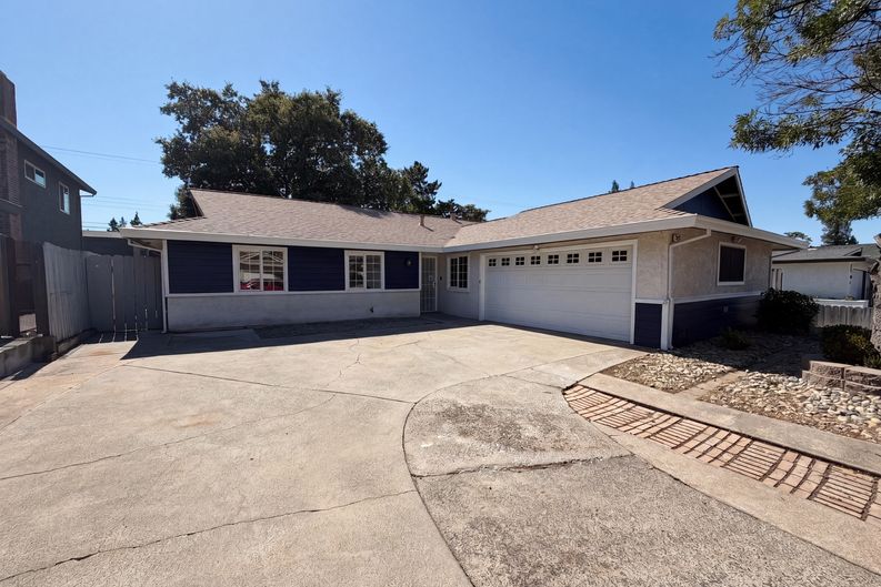 Photo 27 of 31 of 1422 Oakmont Dr, Roseville, CA