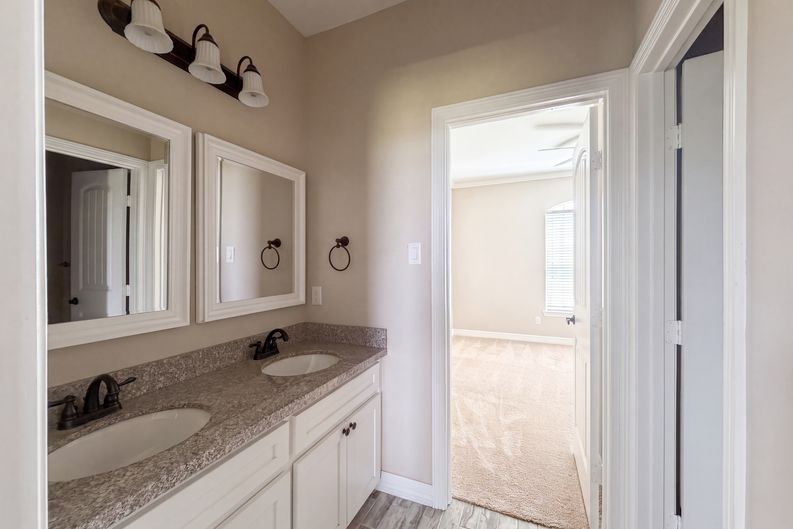 Photo 15 of 25 of 8580 Cedar Creek Ln, Greenville, TX
