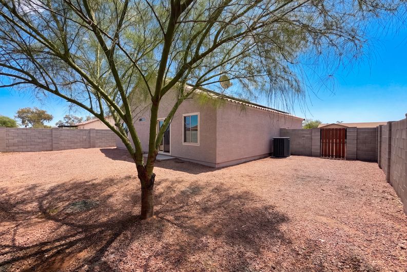 Photo 21 of 26 of 10564 W Buena Vista Dr, Arizona City, AZ