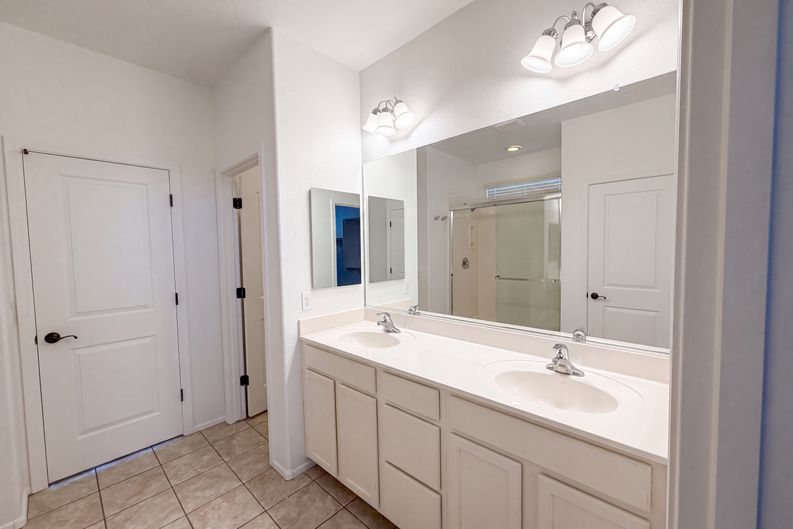 Photo 31 of 38 of 21276 W Berkeley Rd, Buckeye, AZ