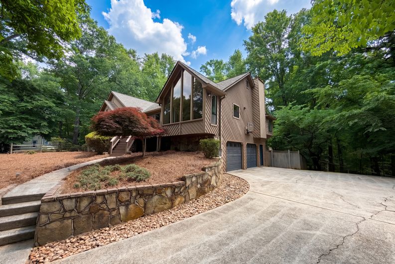 Photo 43 of 53 of 4958 Scotts Creek Trl, Peachtree Corners, GA