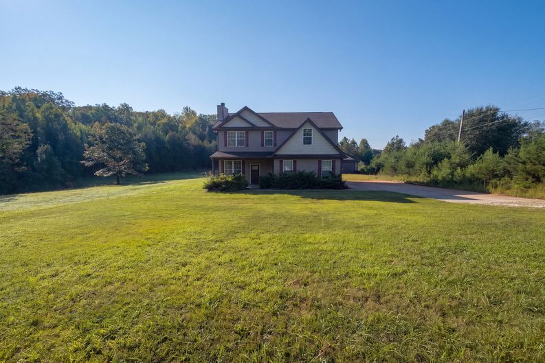 Photo 26 of 37 of 605 Tugaloo Rd, Travelers Rest, SC