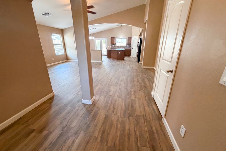 Photo 6 of 29 of 4181 S 247th Dr, Buckeye, AZ