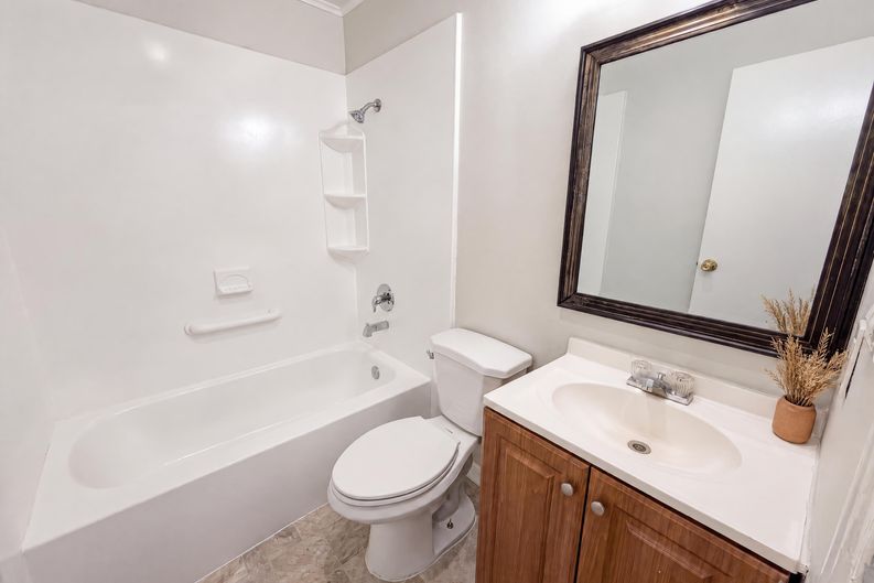 Photo 6 of 16 of 4268 Texas College Dr, Dallas, TX