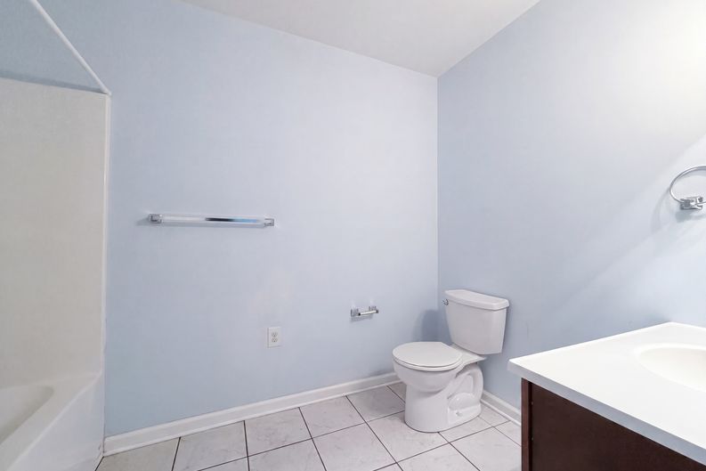 Photo 13 of 21 of 1580 W Cloaninger Ave, Statesville, NC